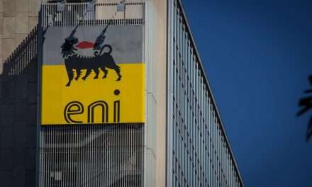 Eni apre il giacimento di Baleine in Costa d’Avorio: “E’ il primo progetto di produzione di energia a zero emissioni in Africa”