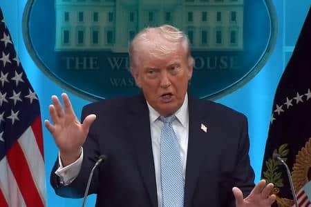 Guerra Iran-USA: petrolio in rialzo, benzina ai massimi e tensioni sullo Stretto di Hormuz